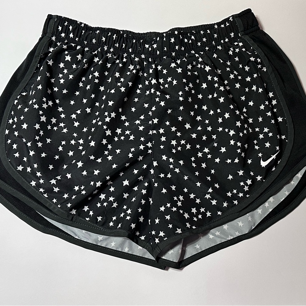 Women's Nike Dri-Fit Athletic Shorts, Medium